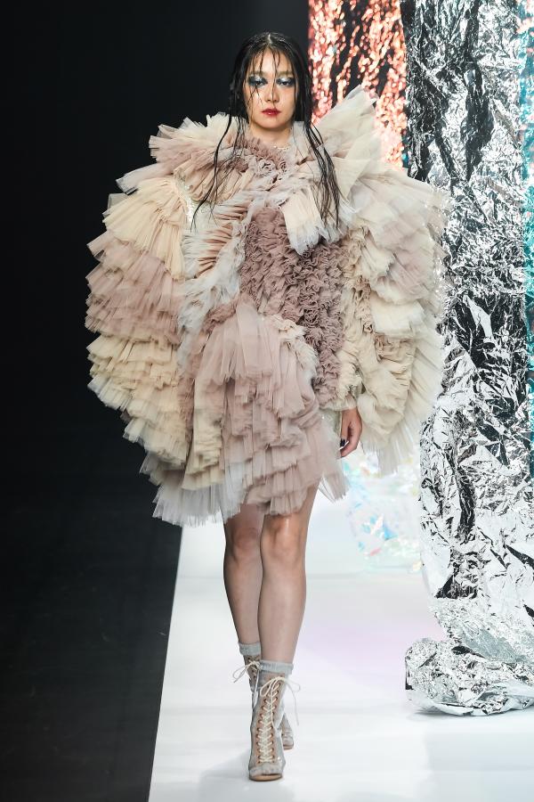 VIVIANO SUE SPRING SUMMER 2019 Ond e NOT JUST A LABEL