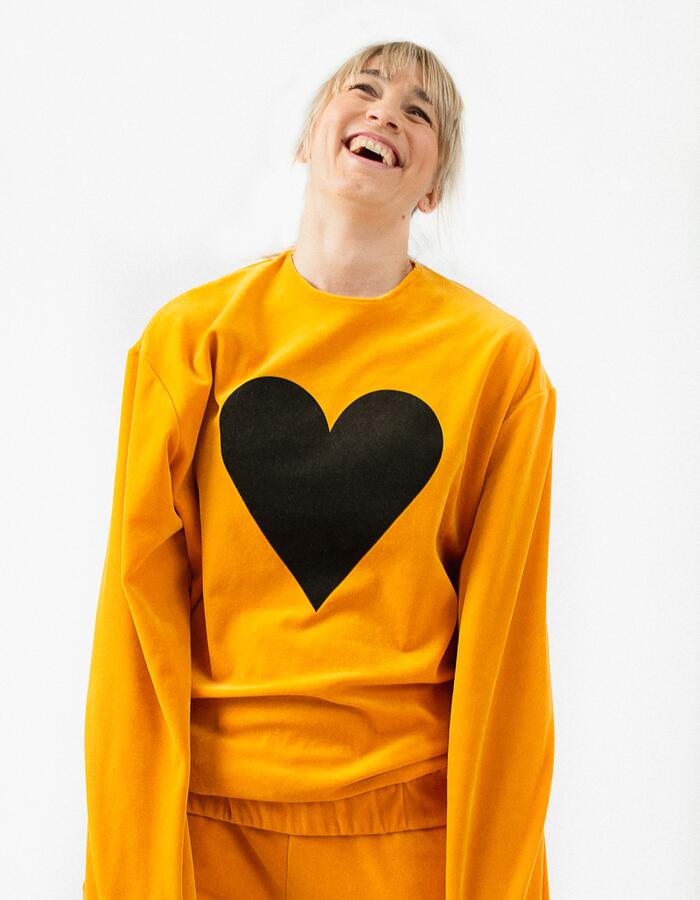 BLACK HEART 2.0 NOT JUST A LABEL